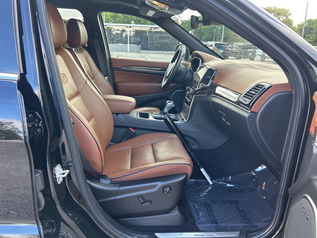 2021 Jeep Grand Cherokee Overland photo 20