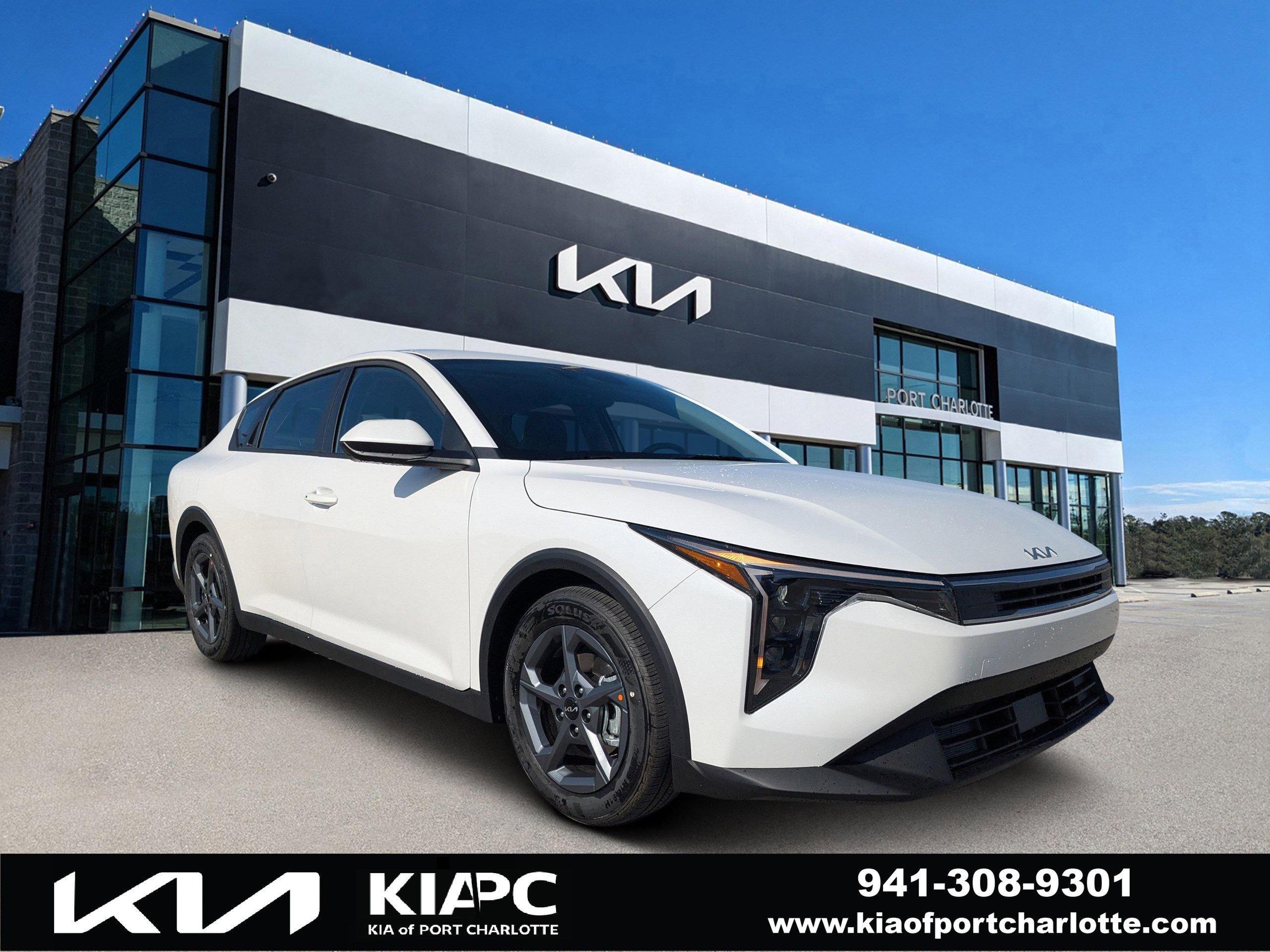 2025 Kia K4 LXS's photo