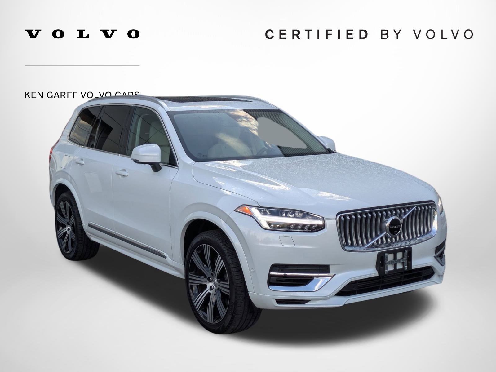 2023 Volvo XC90 Plus's photo