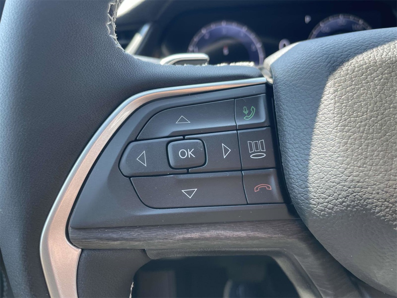 2025 Jeep Grand Cherokee Limited photo 12