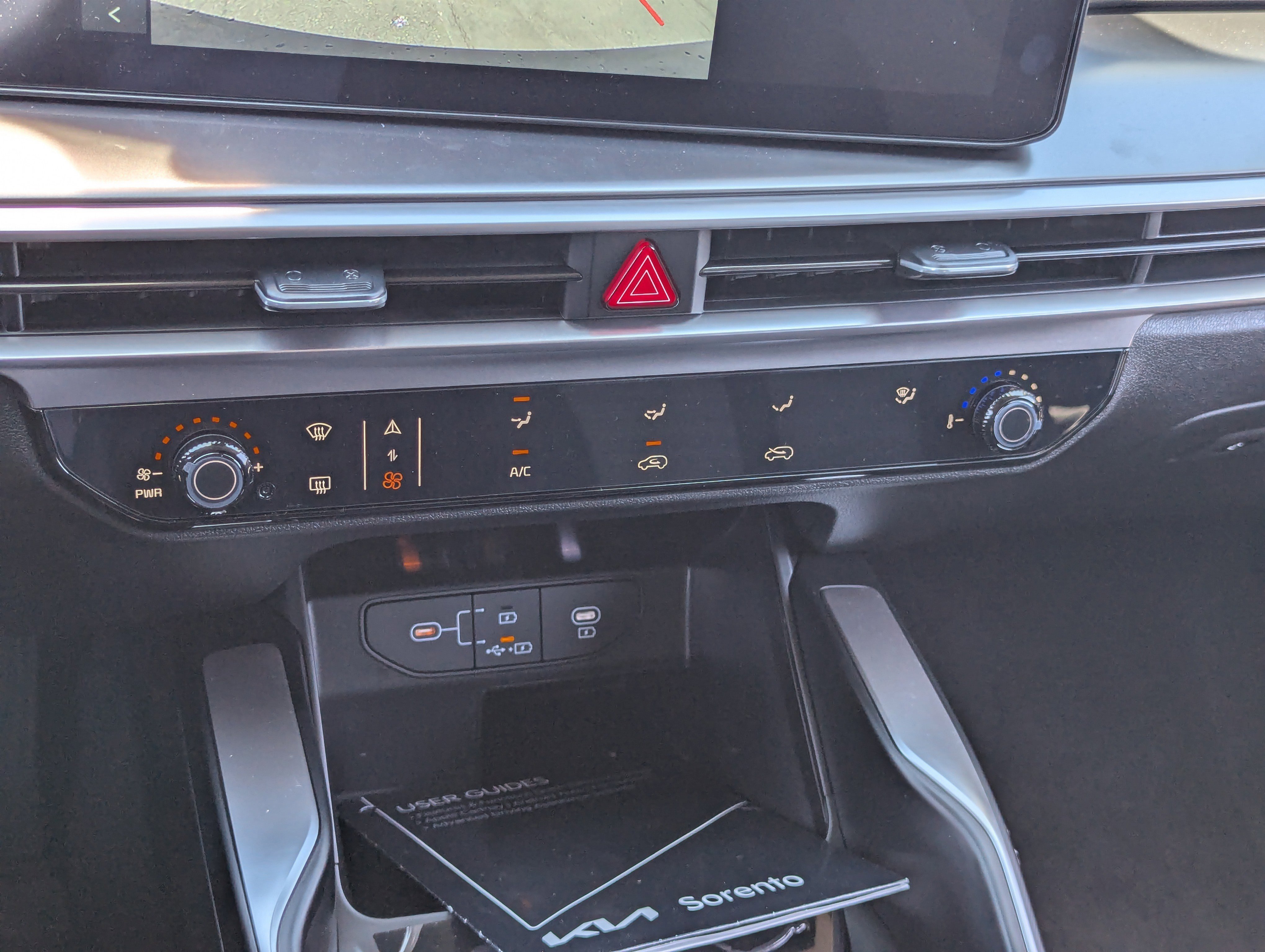 2025 Kia Sorento LX photo 5