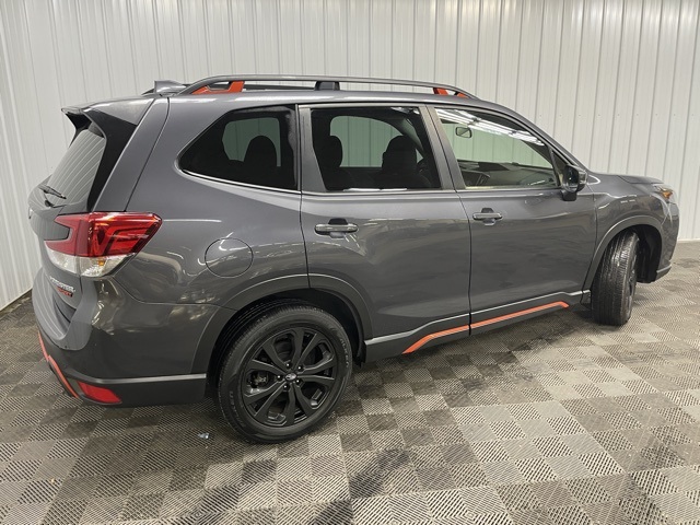 2023 Subaru Forester Sport photo 2