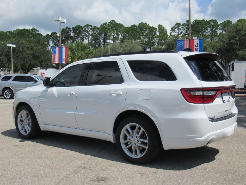 2025 Dodge Durango R/T Plus photo 4