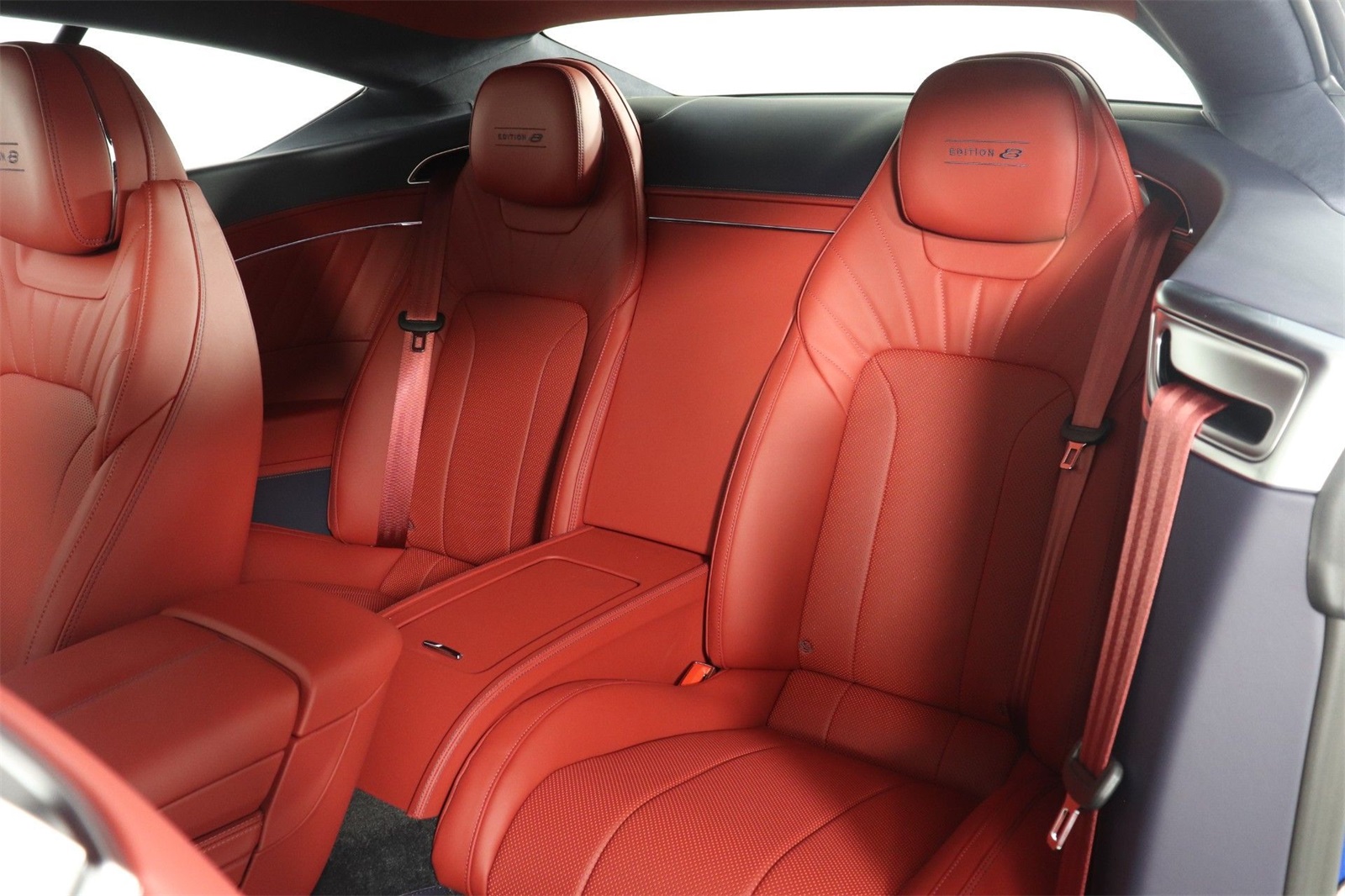 2024 Bentley Continental GT V8 photo 16