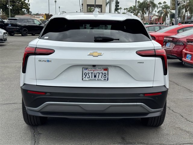 2025 Chevrolet Blazer EV photo 4