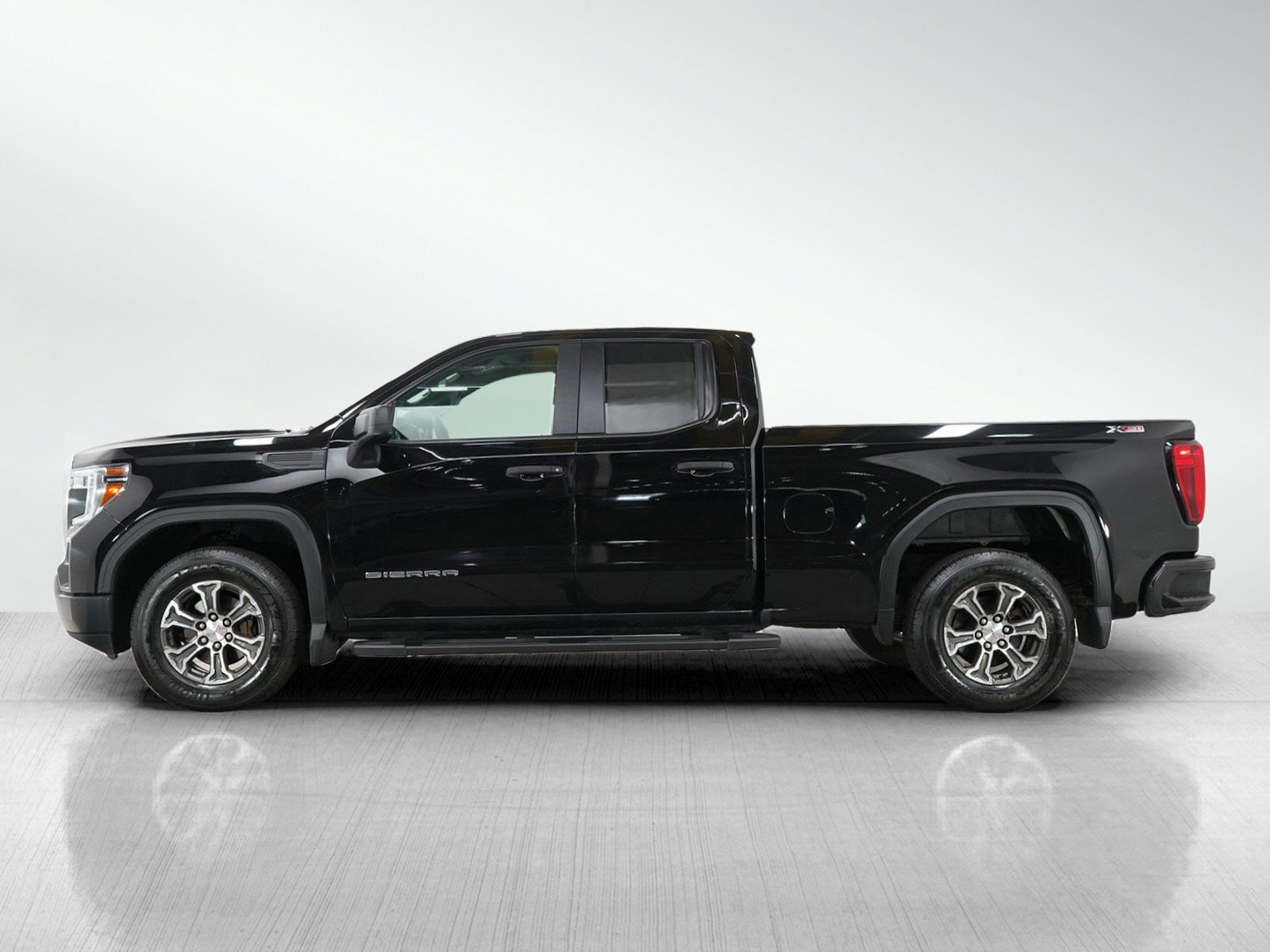 Used 2019 GMC Sierra 1500 Base with VIN 1GTR9AEFXKZ225413 for sale in White Bear Lake, Minnesota