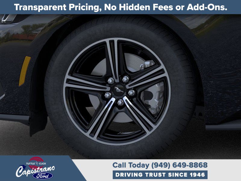 2025 Ford Mustang EcoBoost photo 4