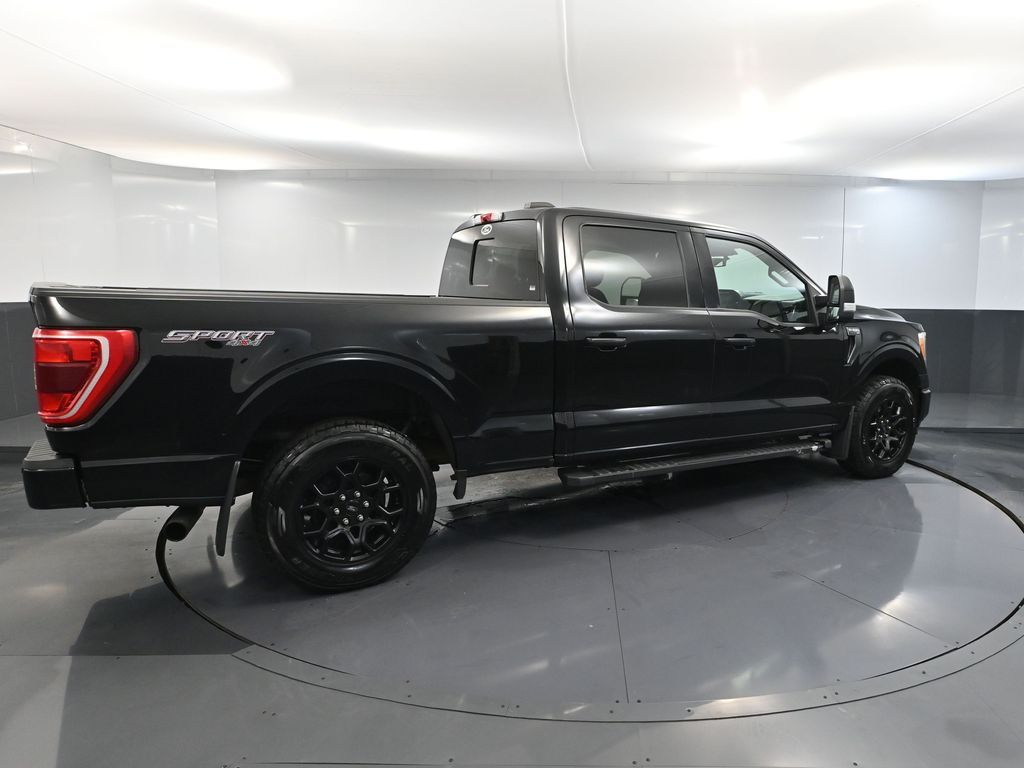 2021 Ford F-150 XLT photo 4