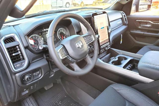 2025 Ram 1500 Lone Star photo 4