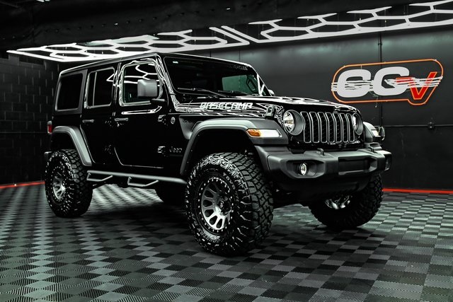 2025 Jeep Wrangler Sport S photo 9