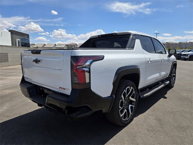 2024 Chevrolet Silverado EV RST photo 4