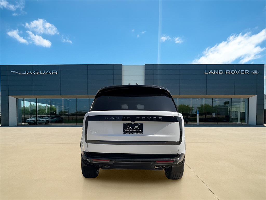2025 Land Rover Range Rover SE photo 6