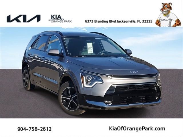 2025 Kia Niro SX photo 2