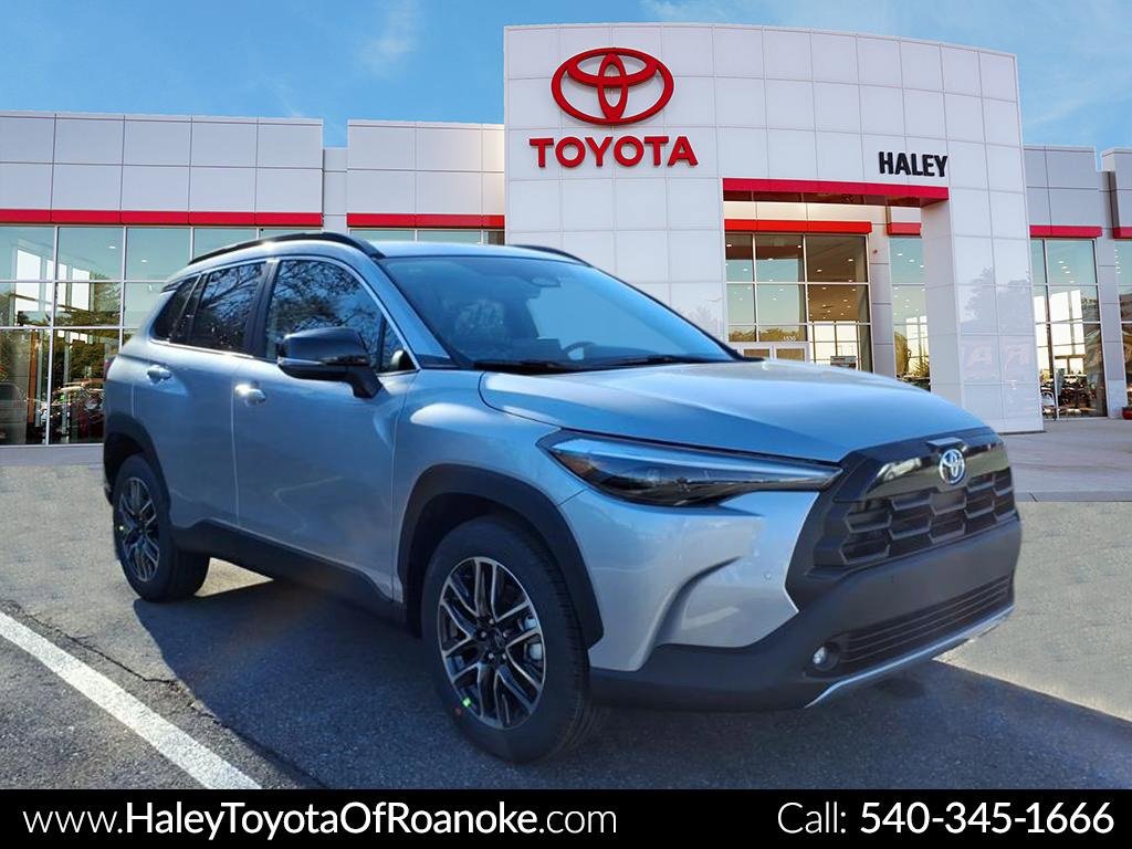 2026 Toyota Corolla Cross XLE's photo