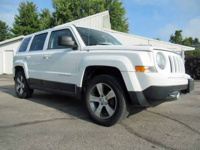 2016 Jeep Patriot High Altitude Altitude Edition photo 6