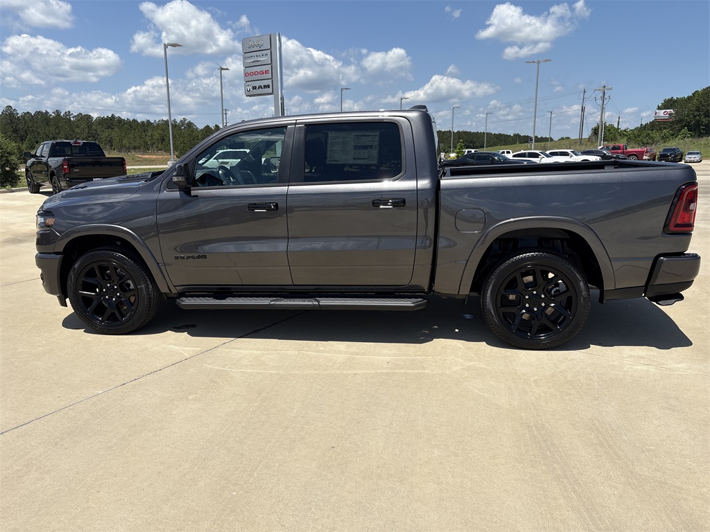 2025 Ram 1500 Laramie photo 9