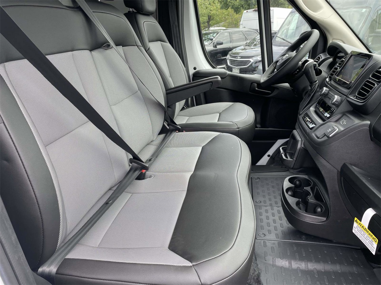 2024 Ram ProMaster 1500 photo 24