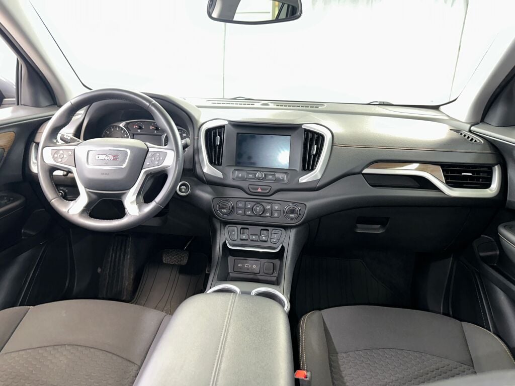 2020 Gmc Terrain SLE photo 24