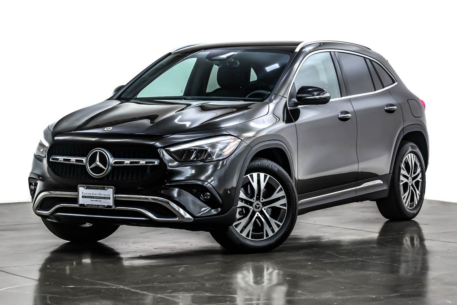 2025 Mercedes Benz GLA 250 photo 2
