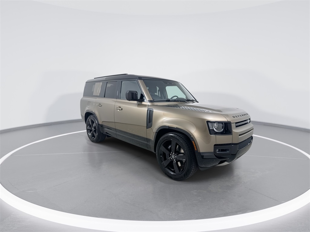2025 Land Rover Defender 130 X-Dynamic SE photo 22