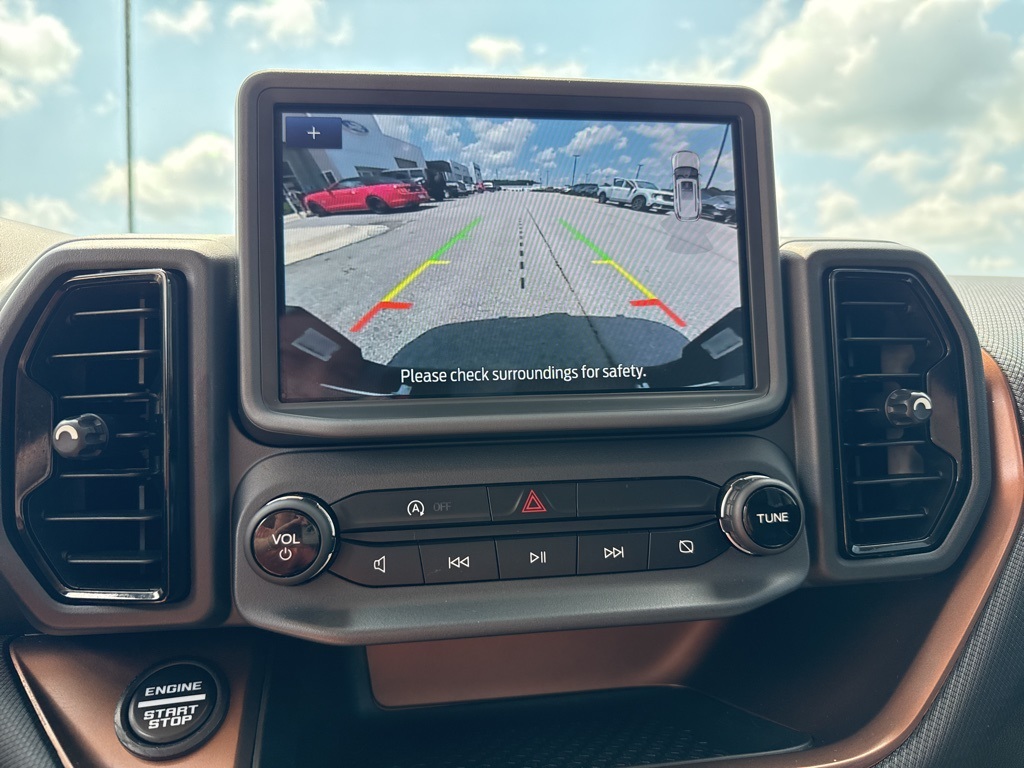 2023 Ford Bronco Sport Outer Banks photo 14