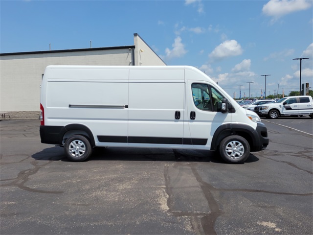 2025 Ram ProMaster 2500 photo 2
