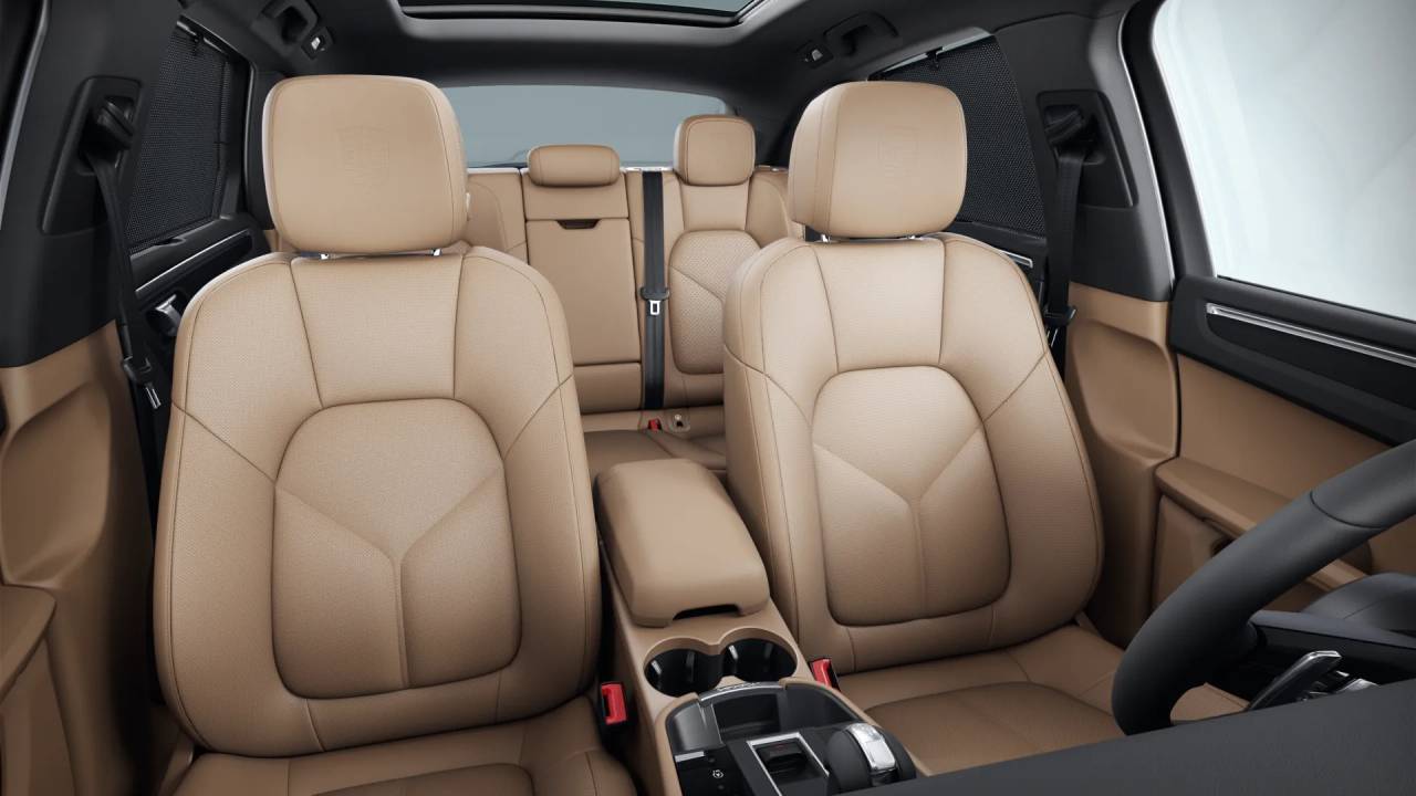 2026 Porsche Macan T photo 11