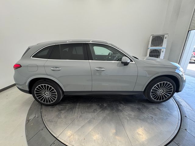 2026 Mercedes Benz GLC 350e 4MATIC photo 8