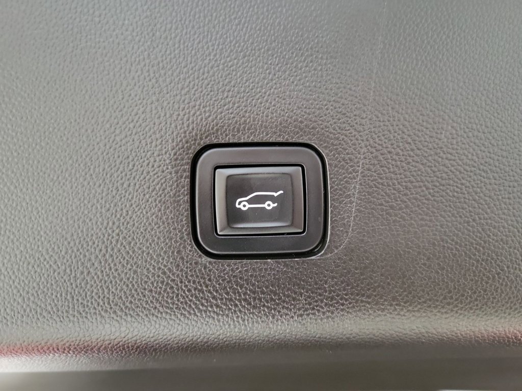 2018 Chevrolet Traverse Premier photo 20