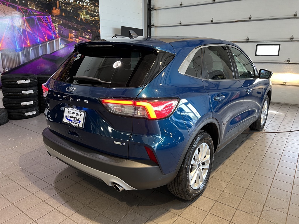 2020 Ford Escape SE photo 8