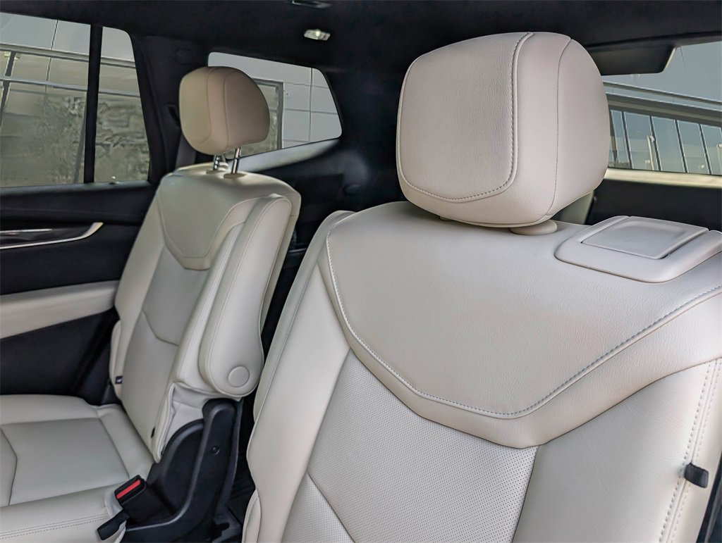 2025 Cadillac XT6 Sport photo 16