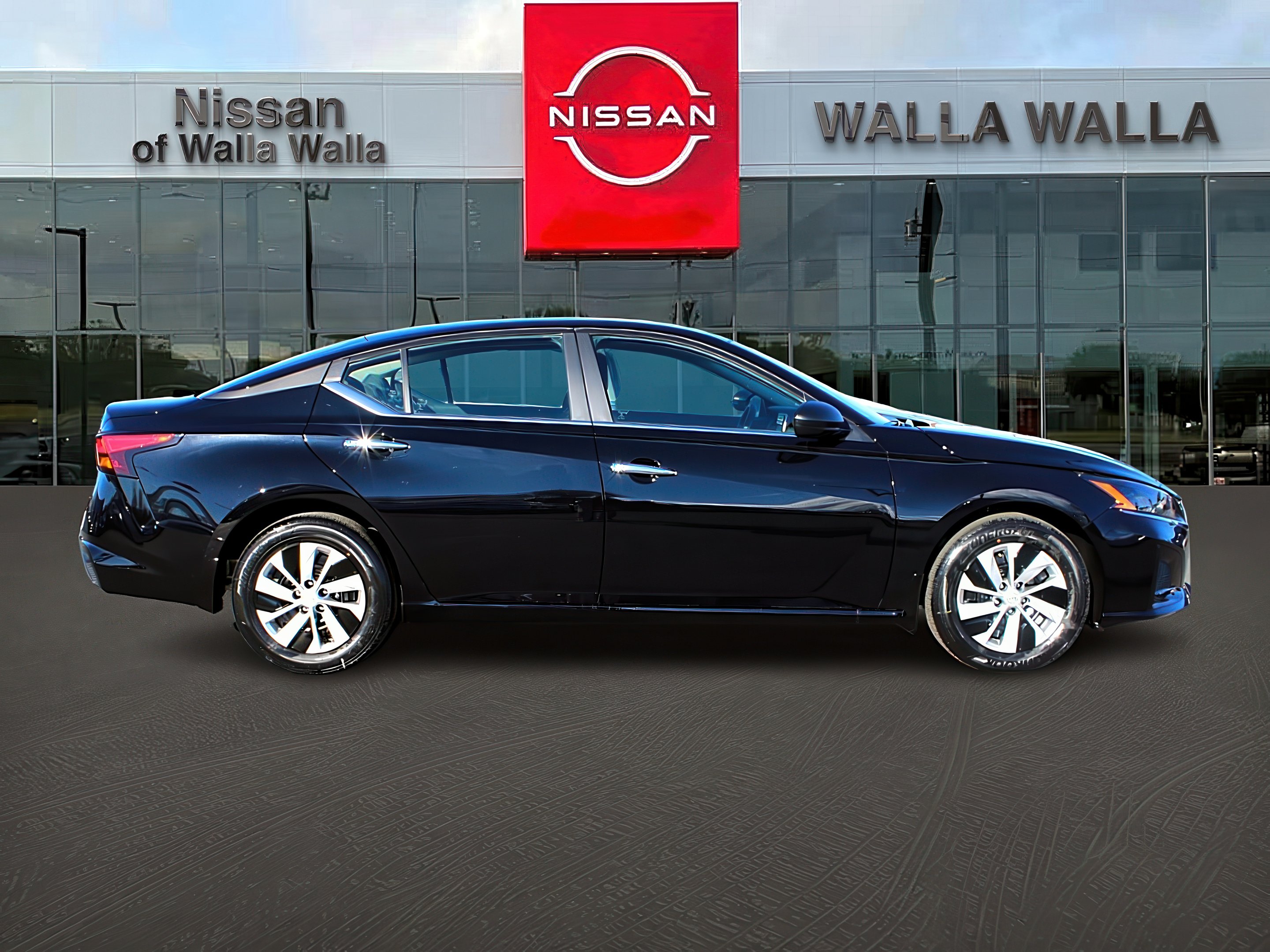 2025 Nissan Altima S photo 6