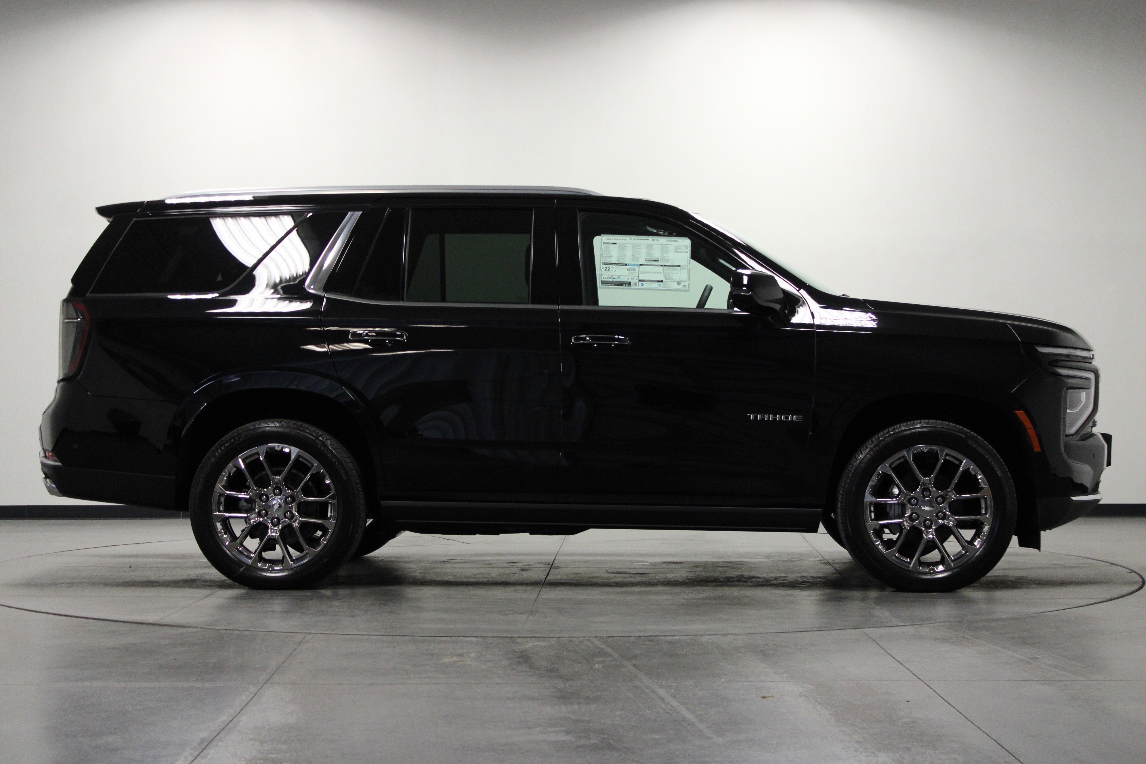 2026 Chevrolet Tahoe High Country photo 2