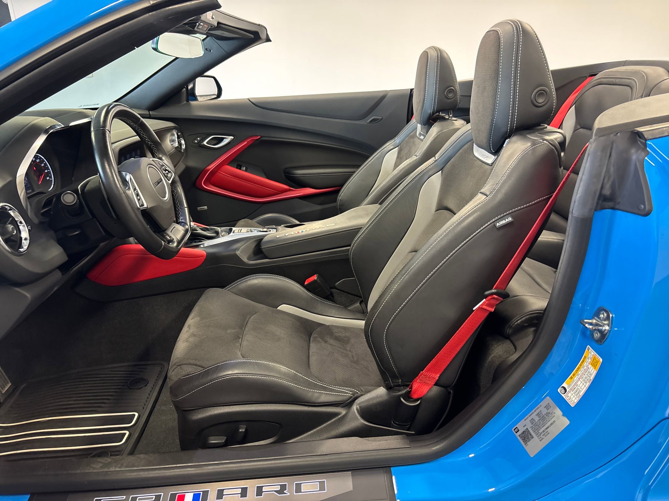 2022 Chevrolet Camaro LT1 photo 5