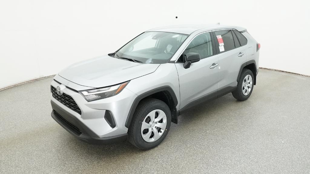 2025 Toyota RAV4 LE's photo