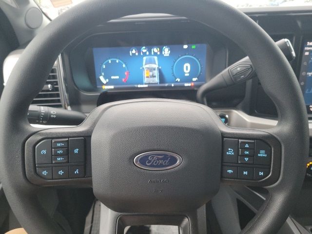 2026 Ford F-250 photo 14
