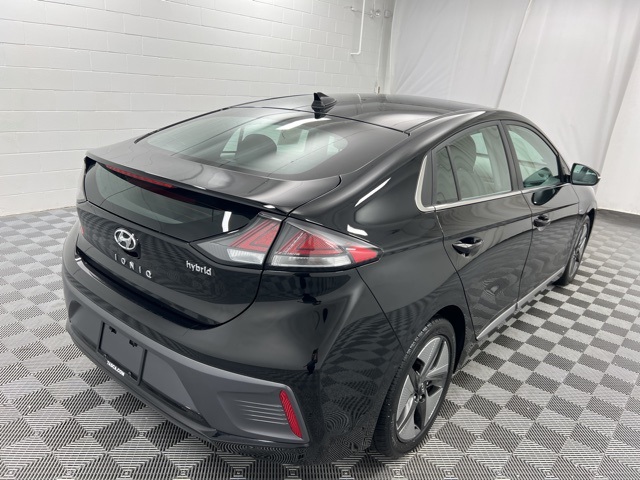 2020 Hyundai Ioniq SEL photo 5