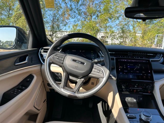 2023 Jeep Cherokee 4xe photo 17