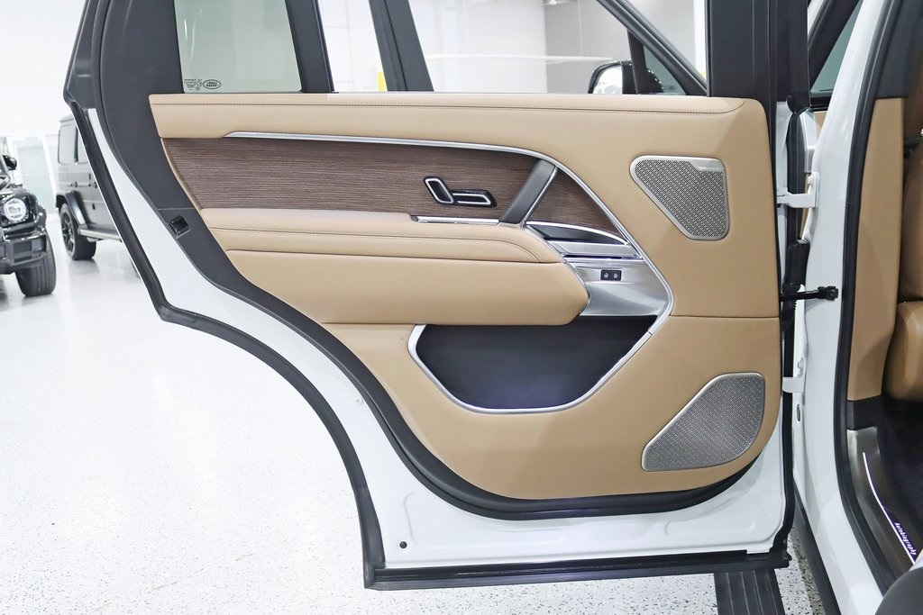 2024 Land Rover Range Rover Autobiography photo 37