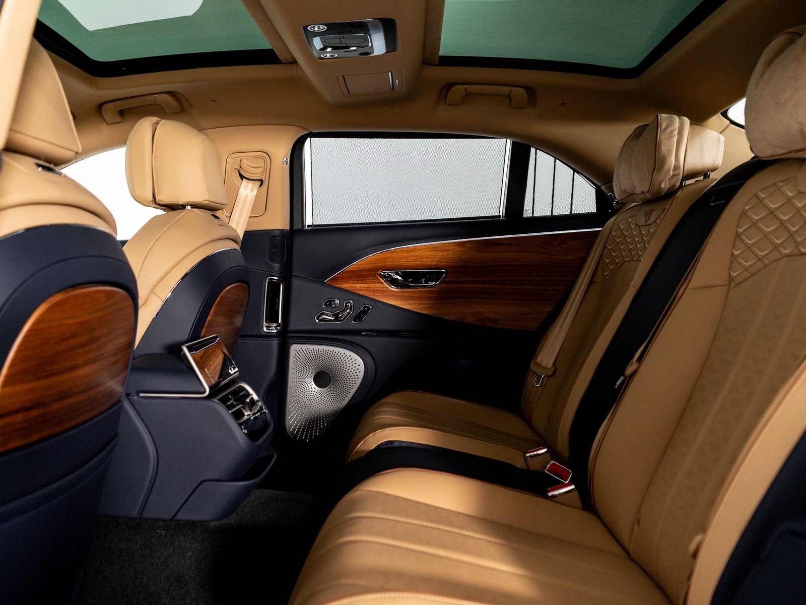 2025 Bentley Flying Spur Mulliner photo 20