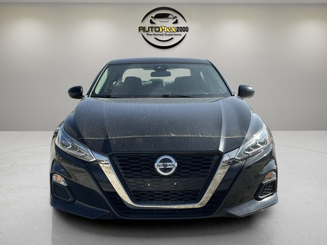 2022 Nissan Altima SR