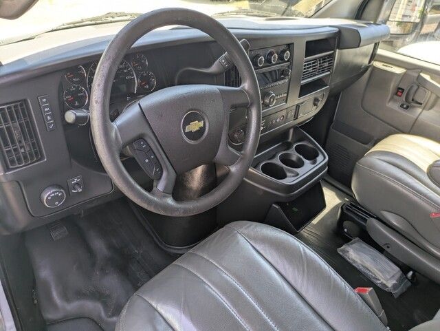 2021 Chevrolet Express 2500 Cargo photo 9