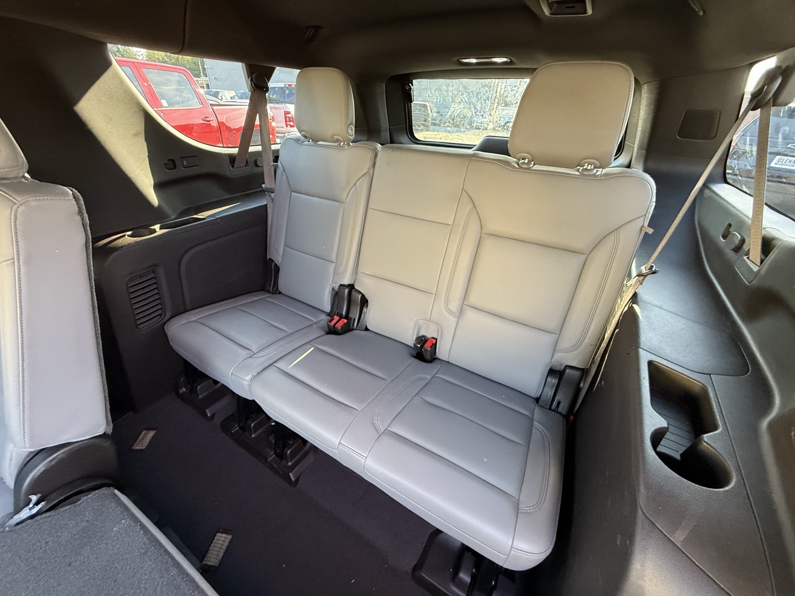 2021 Chevrolet Suburban LT photo 28