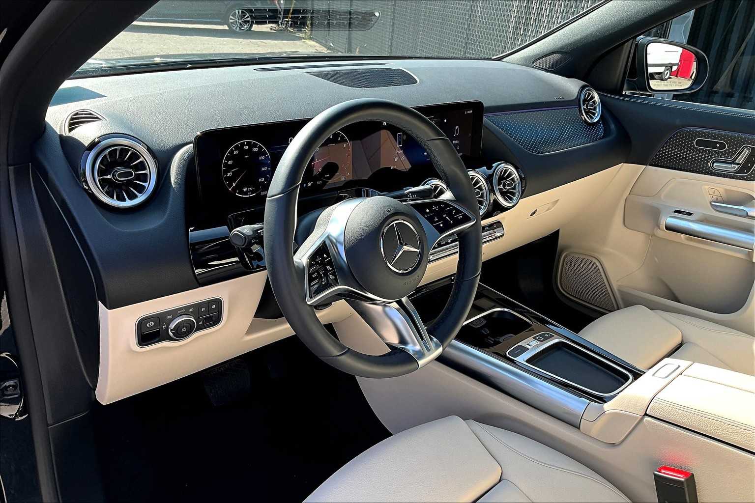 2025 Mercedes Benz GLA 250 4MATIC photo 15