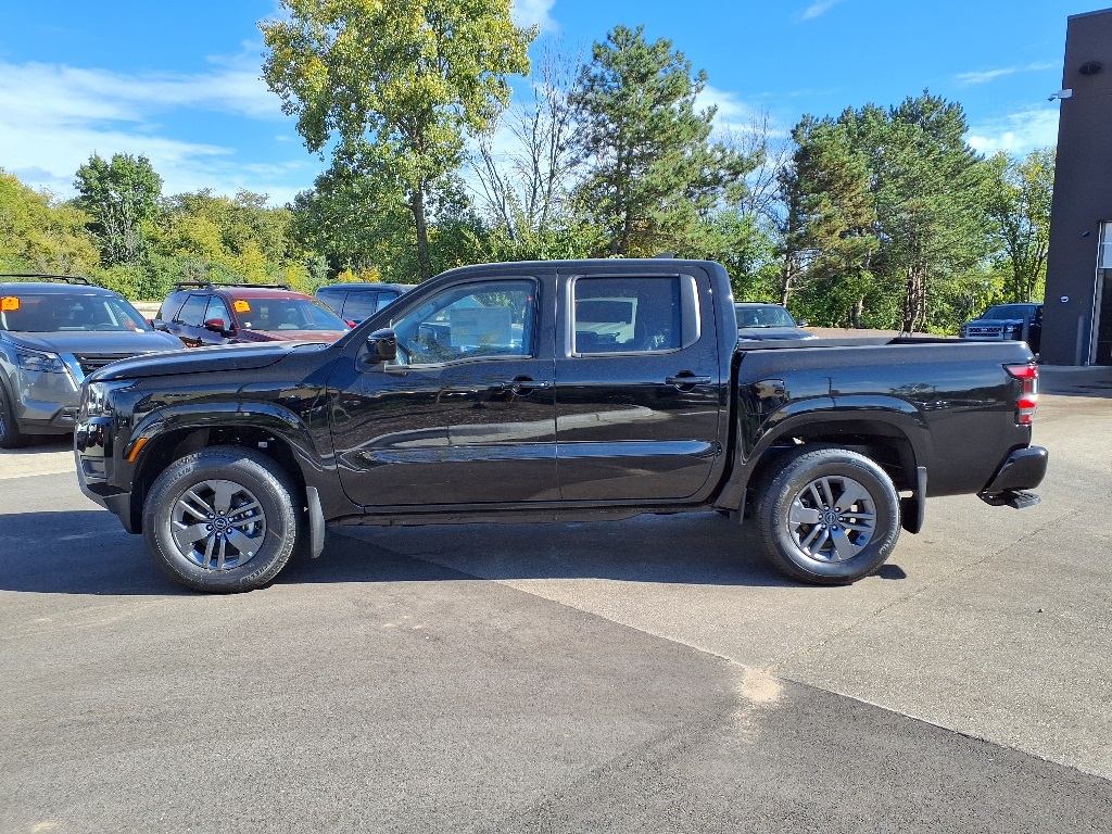2026 Nissan Frontier Crew Cab SV photo 3