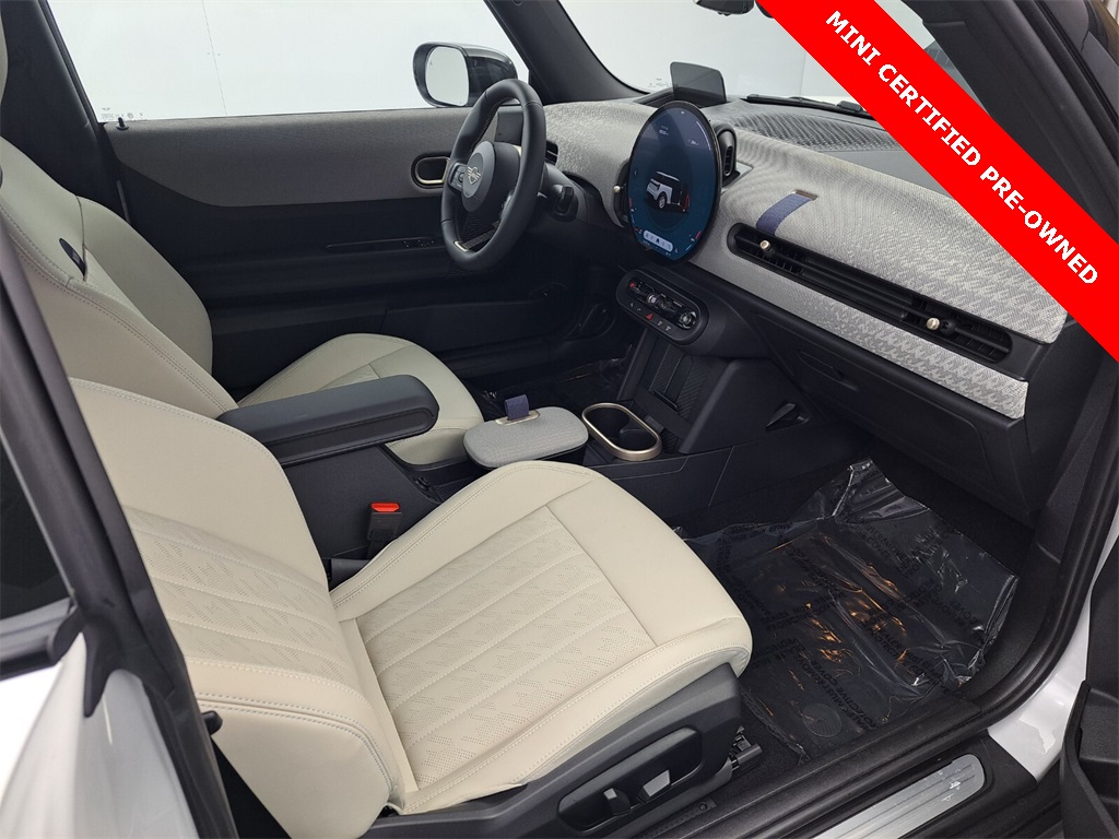 2025 Mini Cooper 2 Door Hardtop Signature photo 13