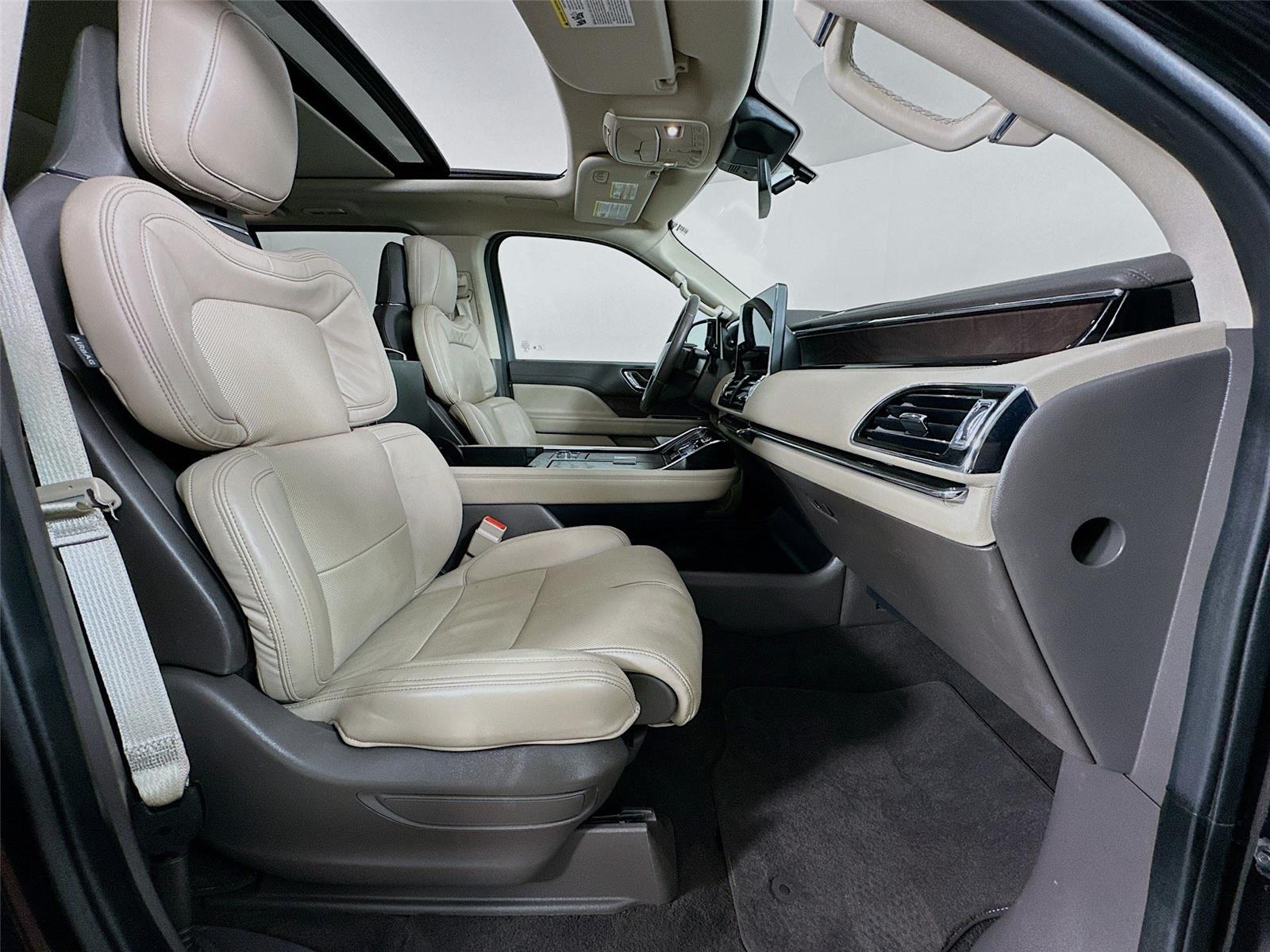 2022 Lincoln Navigator Reserve photo 30