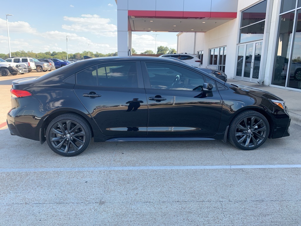 2024 Toyota Corolla SE photo 3