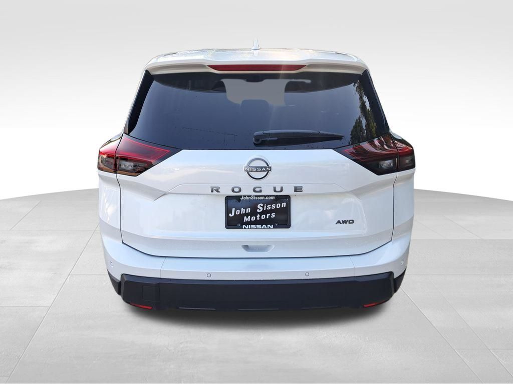 2026 Nissan Rogue SV photo 4
