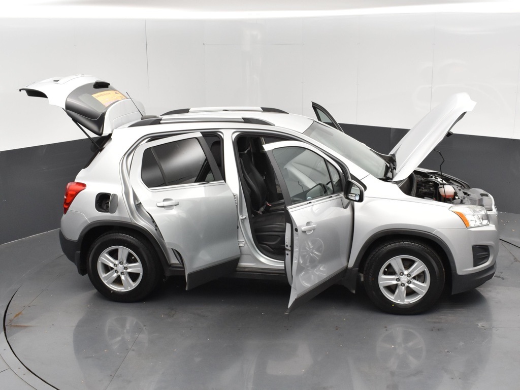 2016 Chevrolet Trax LT photo 28